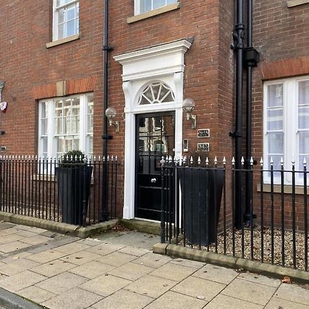10 Bootham House - Luxury City Centre Apartment With Free Parking For One Car York Luaran gambar