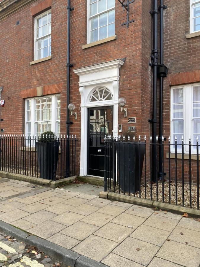 10 Bootham House - Luxury City Centre Apartment With Free Parking For One Car York Luaran gambar